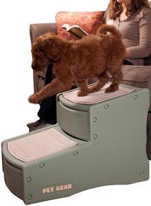 #3. Pet Gear Easy 2 Step for Dogs and Cats up to 150 Pounds