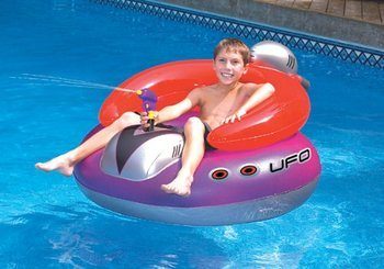 10. Swimline UFO Spaceship Design with Constant Squirter