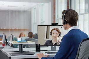 #4 Logitech BRIO – Ultra HD Webcam for Video Conferencing