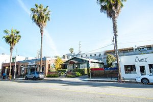 11. Abbot Kinney Boulevard